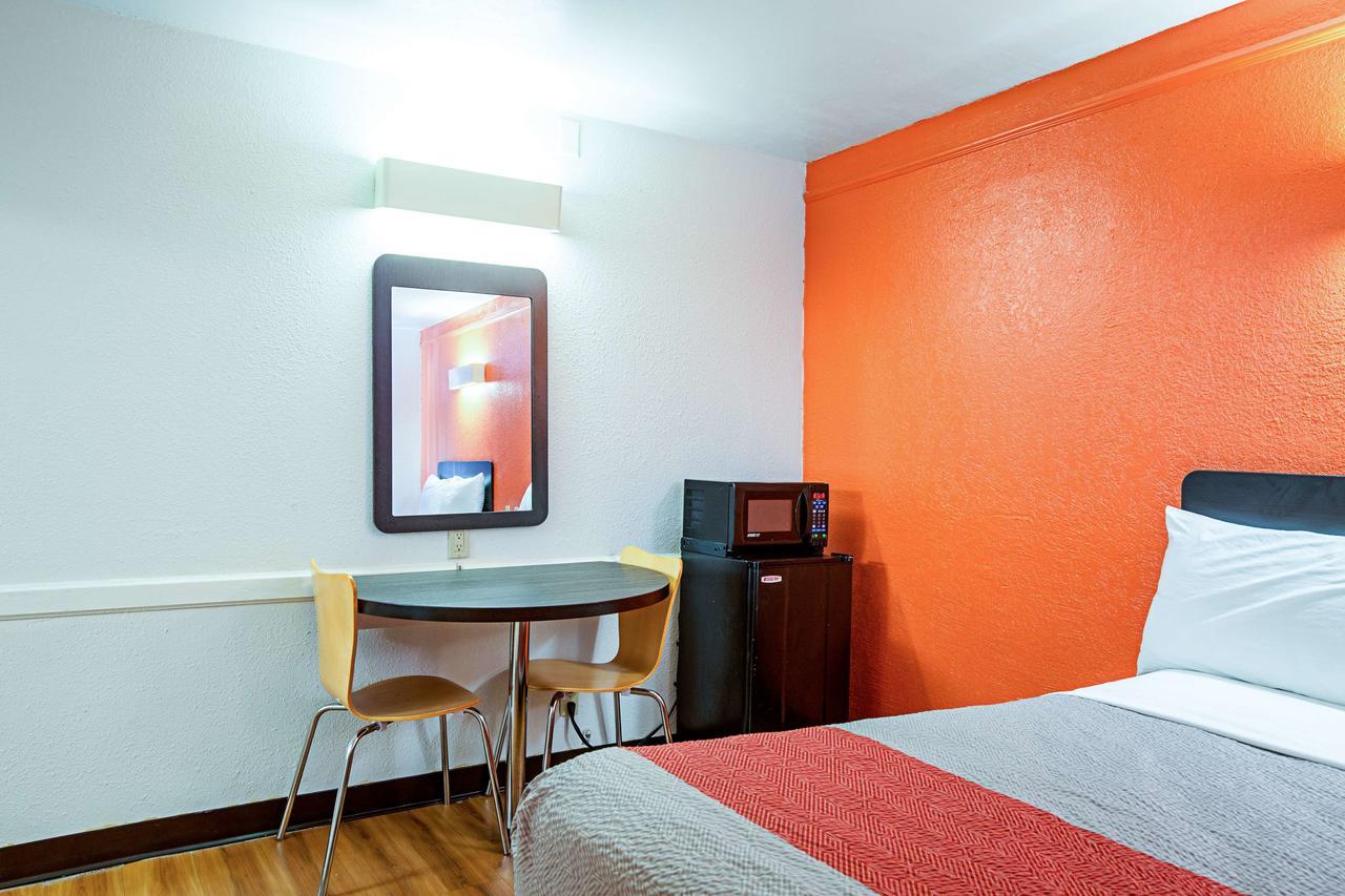 Motel 6 Texas City Exterior foto